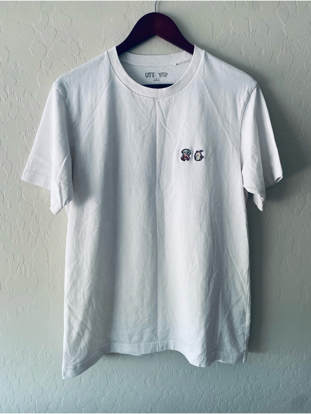 Uniqlo FINAL FANTASY VI Terra Moogle White Short Sleeve Tee Size M